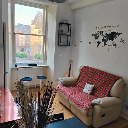 The Butterfly Apartment, Edinburgh City ภายนอก รูปภาพ