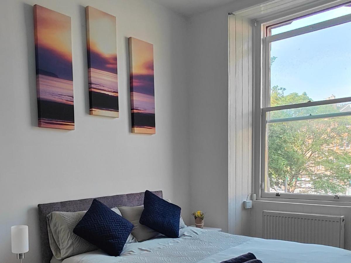 The Butterfly Apartment, Edinburgh City ภายนอก รูปภาพ